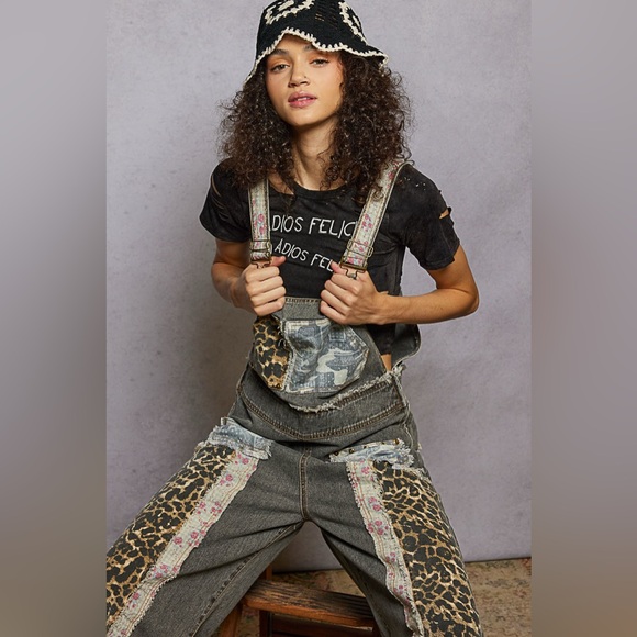NWT POL Patchwork Leopard Print Floral Camo Patch Boho Overalls - Picture 14 of 14